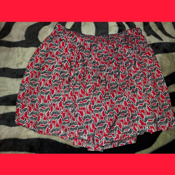 RED AND BLACK SKIRT main image 0